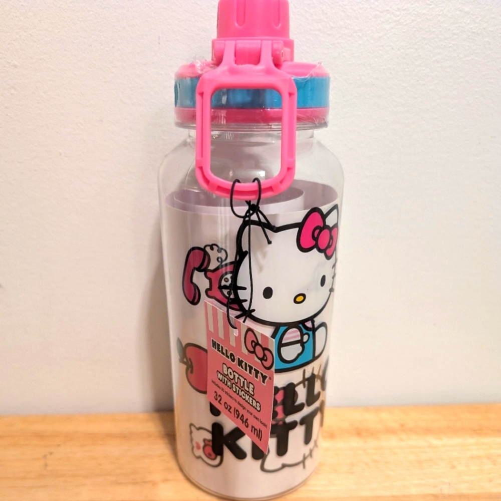 Hello Kitty Pink Water Bottle Brand New with tag